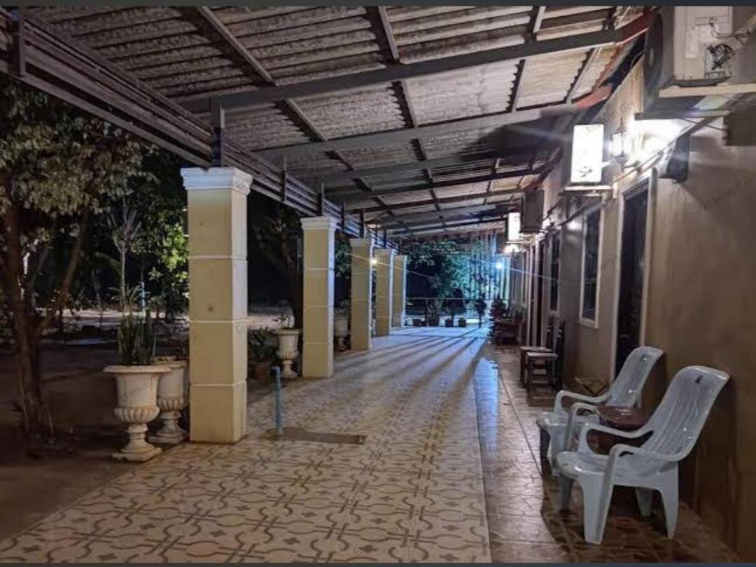 Erawan Guesthouse Pakse Exterior foto